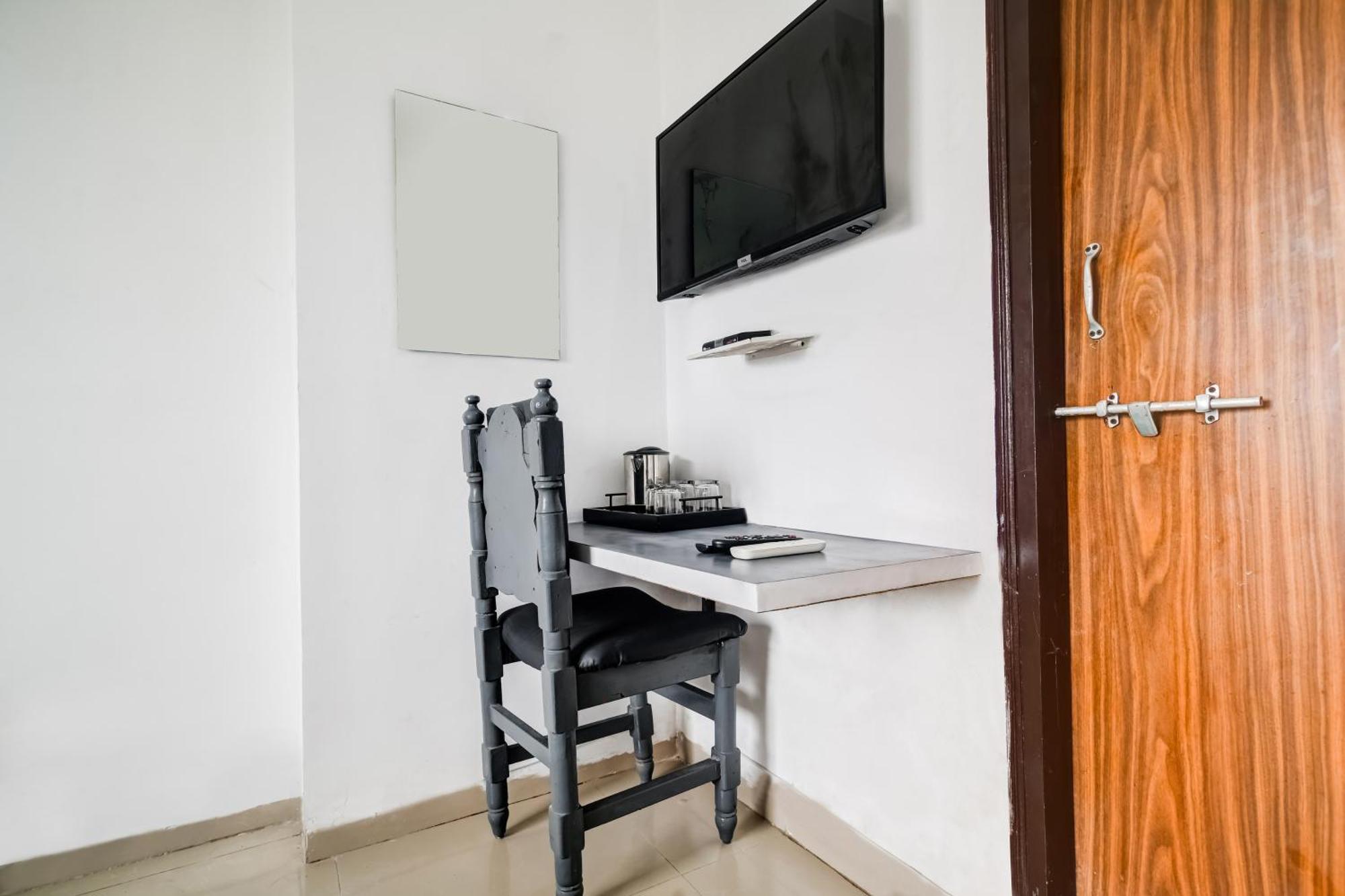 Super Hotel O Indraprasth Indore Exterior foto